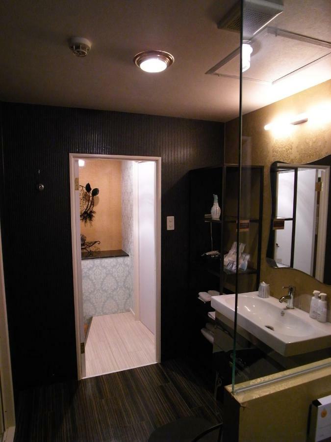 Hotel Rafaie (Adults Only) โตเกียว ภายนอก รูปภาพ
